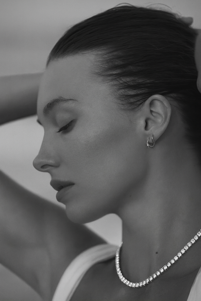 Minimalist Jewelry Must Haves For Women In 2025